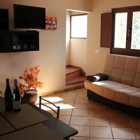 Casas Camino Al Teide * Chirche
